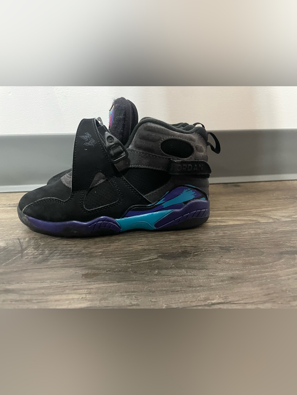 Air Jordan 8 Kids Aqua Black Purple Retro Sneakers size 2Y